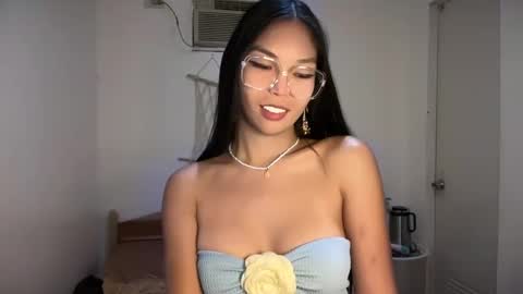 Snapshot of xmonica_cummerx chatting on 02.25.25 Sweet Monica online show from 02.25.25