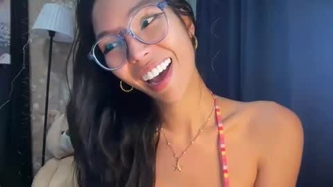 Snapshot of xmonica_cummerx chatting on 11.18.25 Sweet Monica online show from 11.18.25