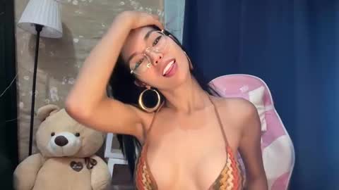 Snapshot of xmonica_cummerx chatting on 03.03.26 Sweet Monica online show from 03.03.26