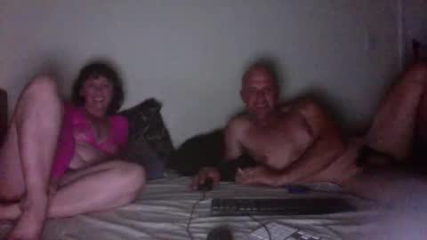 xnxxcoupleloveporn online show from 10.17.25