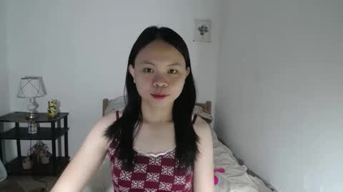 Snapshot of xo_worth_it chatting on 03.01.26 nathalie online show from 03.01.26