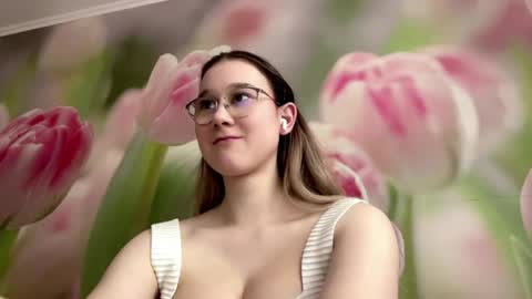 Louise online show from 03.06.26