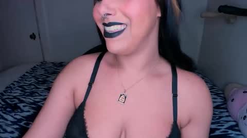 Rae  online show from 03.09.25