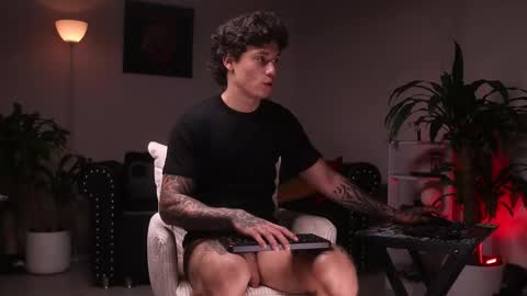   online show from 03.01.25