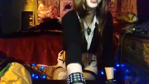 Blazeee  online show from 10.09.25