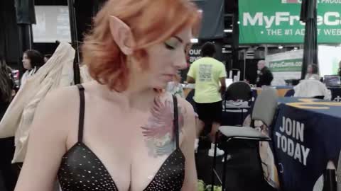 xpbunni online show from 10.24.25