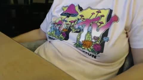 Snapshot of xpeep_show chatting on 12.14.25 Heavenly Star online show from 12.14.25