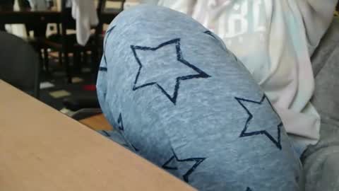 Snapshot of xpeep_show chatting on 12.15.25 Heavenly Star online show from 12.15.25