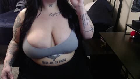 xorileyschembri online show from 12.21.24