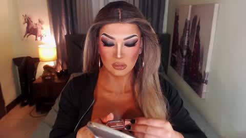 Cattaleya online show from 03.09.25