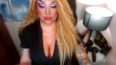 Cattaleya online show from 09.18.25