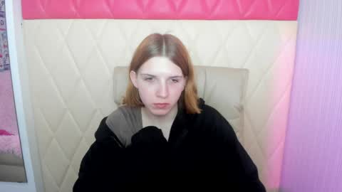 Sophie online show from 04.19.26