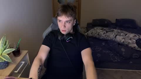 DerekHehe online show from 01.05.26