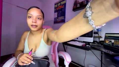 xStarGazingx online show from 12.15.25