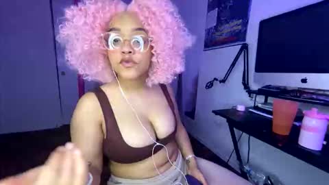 xStarGazingx online show from 03.10.26