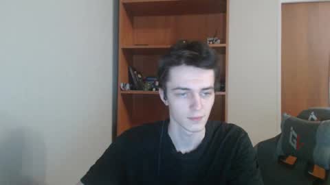 traqqq online show from 10.25.25