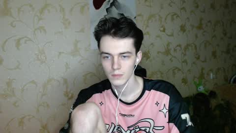 traqqq online show from 04.10.26