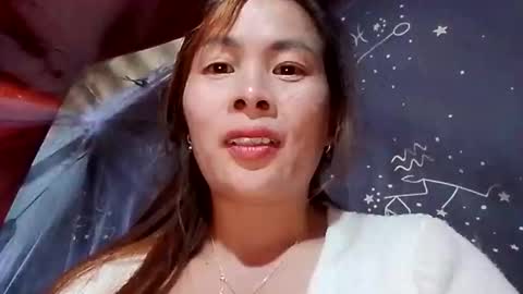 xuxulove00 online show from 11.28.25