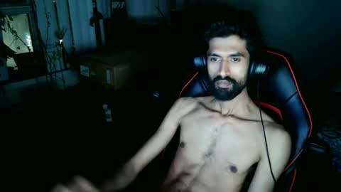 Snapshot of xwuvzyew chatting on 12.18.24 x online show from 12.18.24