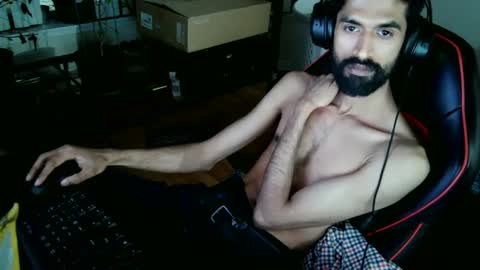 Snapshot of xwuvzyew chatting on 12.20.24 x online show from 12.20.24