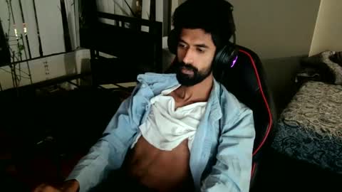 Snapshot of xwuvzyew chatting on 12.22.24 x online show from 12.22.24