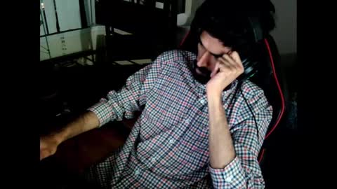 Snapshot of xwuvzyew chatting on 12.23.24 x online show from 12.23.24