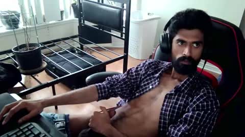 Snapshot of xwuvzyew chatting on 12.27.24 x online show from 12.27.24