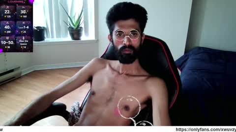 Snapshot of xwuvzyew chatting on 12.30.24 x online show from 12.30.24