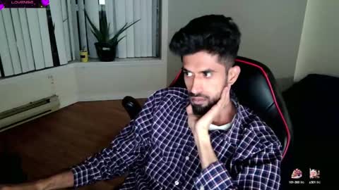 Snapshot of xwuvzyew chatting on 01.22.25 x online show from 01.22.25