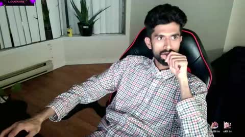 Snapshot of xwuvzyew chatting on 01.30.25 x online show from 01.30.25