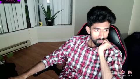 Snapshot of xwuvzyew chatting on 02.01.25 x online show from 02.01.25