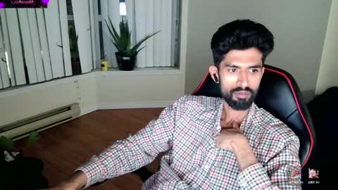 Snapshot of xwuvzyew chatting on 02.04.25 x online show from 02.04.25