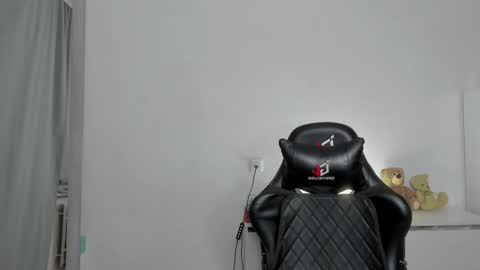 raul online show from 11.21.25