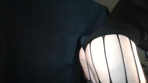 Snapshot of xxartevil chatting on 05.22.26 xartevil online show from 05.22.26
