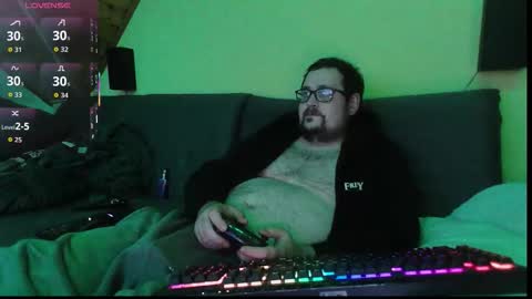 Snapshot of xxevoker chatting on 10.25.25 xxevoker online show from 10.25.25