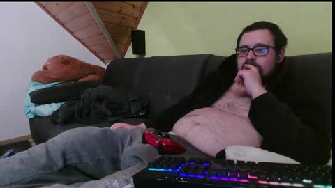 Snapshot of xxevoker chatting on 11.02.25 xxevoker online show from 11.02.25