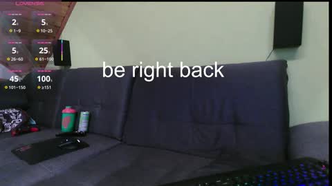 Snapshot of xxevoker chatting on 11.16.25 xxevoker online show from 11.16.25