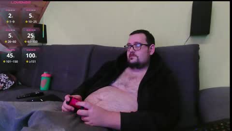 Snapshot of xxevoker chatting on 11.17.25 xxevoker online show from 11.17.25