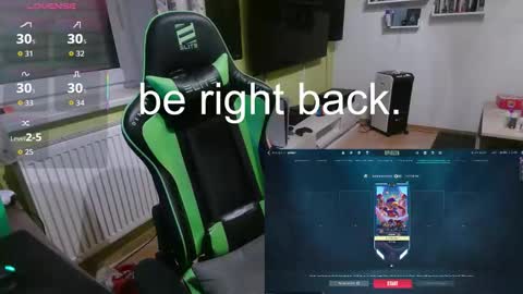 Snapshot of xxevoker chatting on 11.28.25 xxevoker online show from 11.28.25