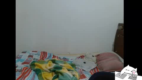 Snapshot of xxherozxx chatting on 12.02.25 xxherozxx online show from 12.02.25