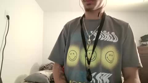 Snapshot of xxjasoneecxx chatting on 02.25.25 XxJasoneecxX online show from 02.25.25
