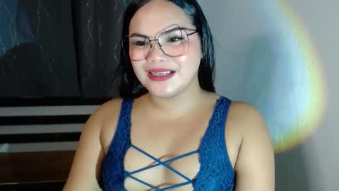 Kylie Smith online show from 09.11.25