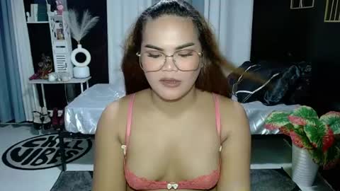 Snapshot of xxkylie_smithxx chatting on 06.10.26 Kylie Smith online show from 06.10.26