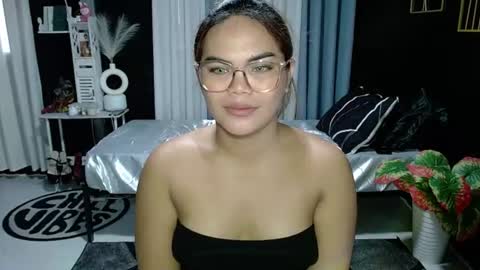 Snapshot of xxkylie_smithxx chatting on 06.11.26 Kylie Smith online show from 06.11.26