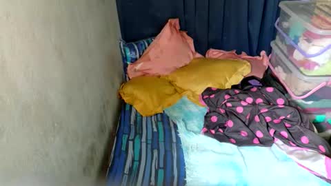 Snapshot of xxloveheart chatting on 11.05.25 xxloveheart online show from 11.05.25