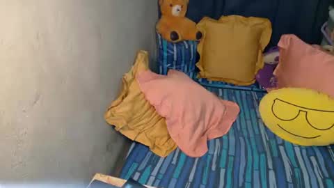 Snapshot of xxloveheart chatting on 11.30.25 xxloveheart online show from 11.30.25