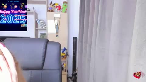 Nico online show from 01.08.25