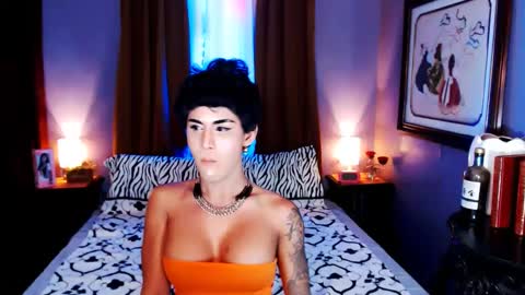 Snapshot of xxqueenofperfectionxx chatting on 02.02.25 urperfection kelly online show from 02.02.25