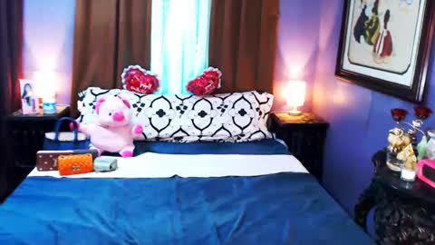 Snapshot of xxqueenofperfectionxx chatting on 02.26.25 urperfection kelly online show from 02.26.25