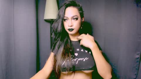 Lara online show from 01.02.25